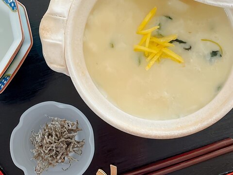 冷やご飯でラクうま！京風♪白味噌仕立ての七草粥